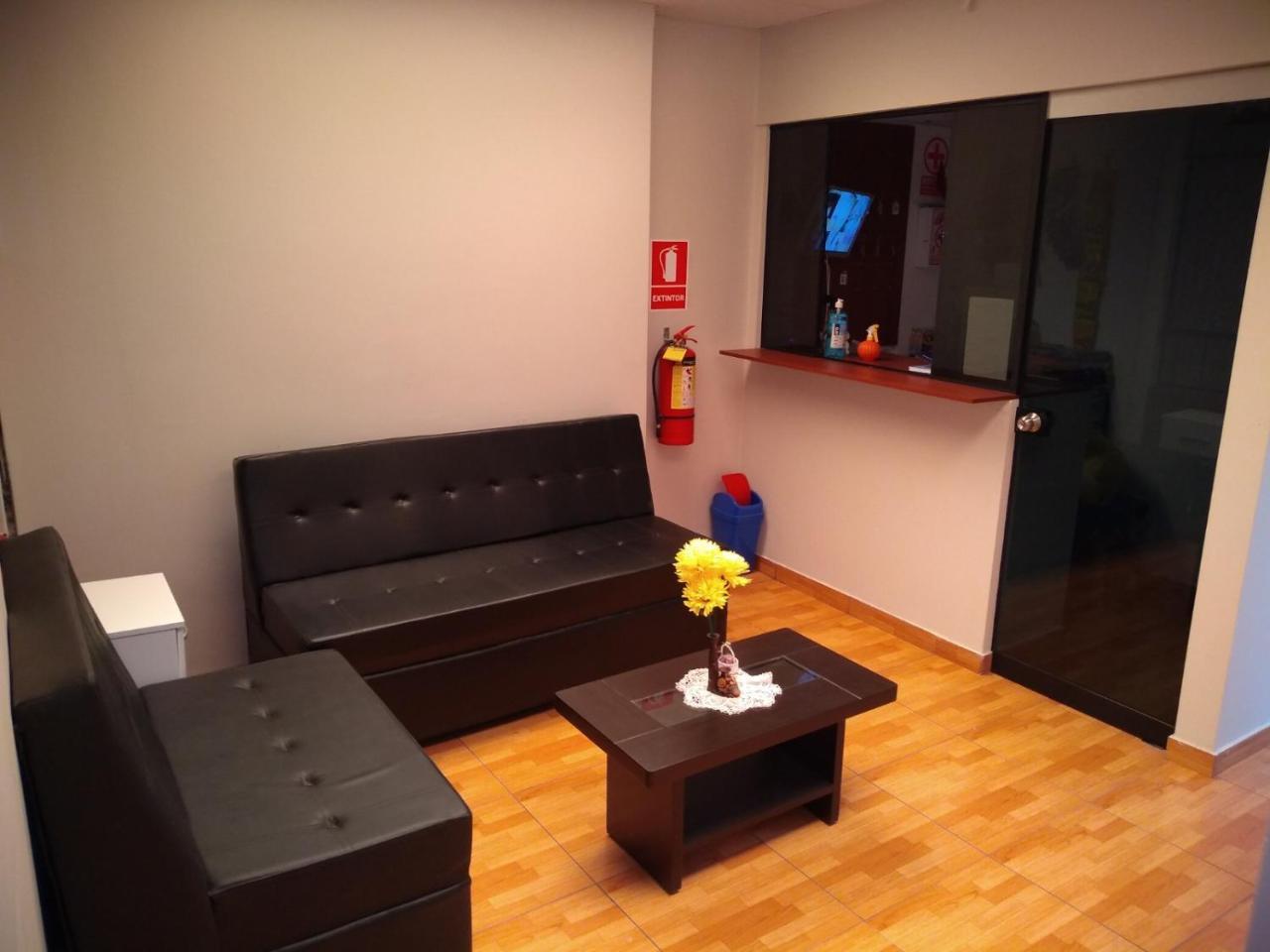 فندق Hostal Las Begonias أريكيبا المظهر الخارجي الصورة